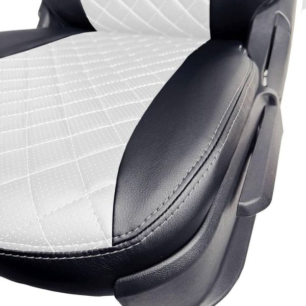 Чехлы Экокожа Ромб на Nissan Juke